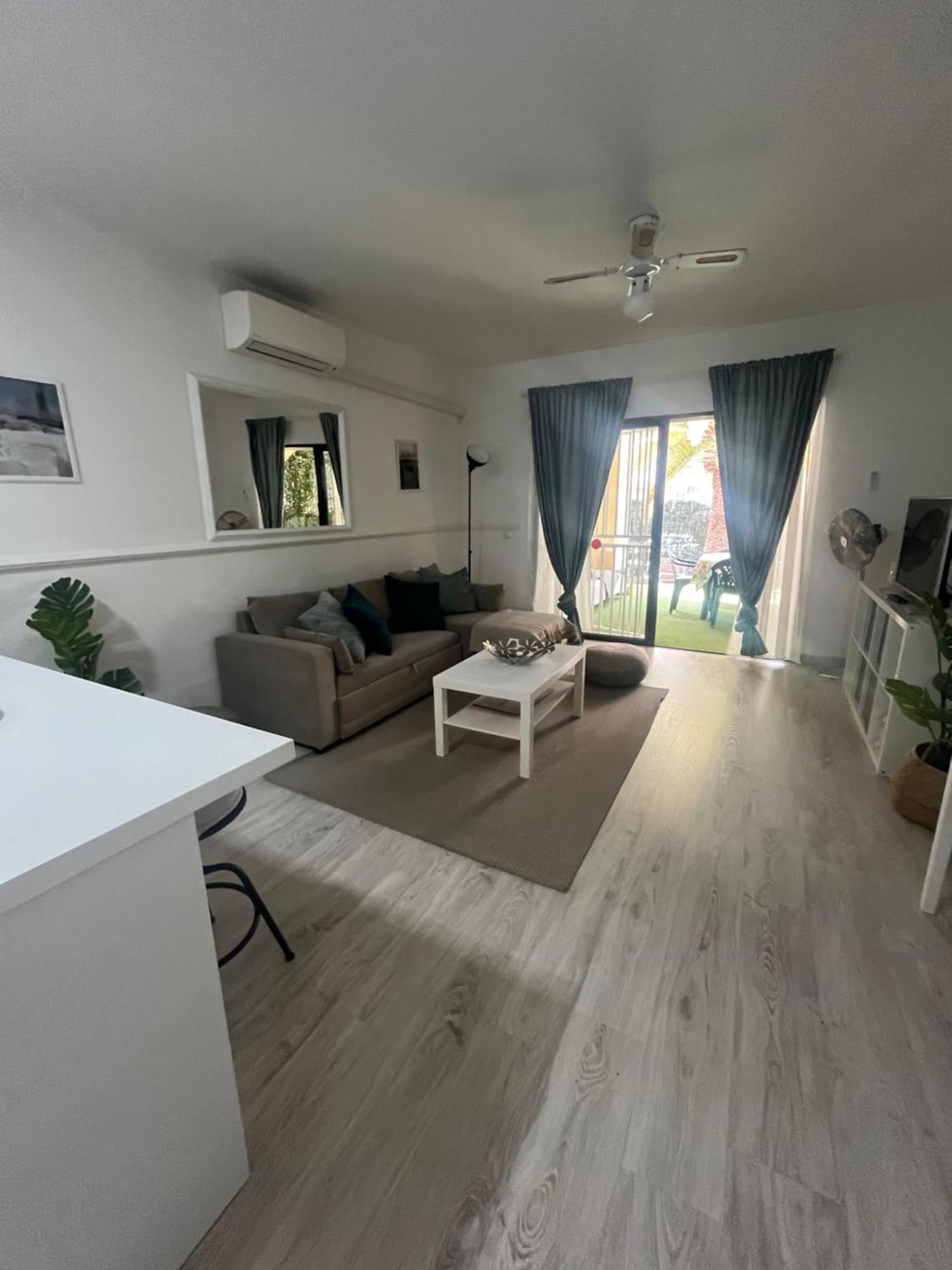 Super Y Amplio Apto Con Airco, Planta Baja En Mareverde Costa Adeje  Eksteriør billede